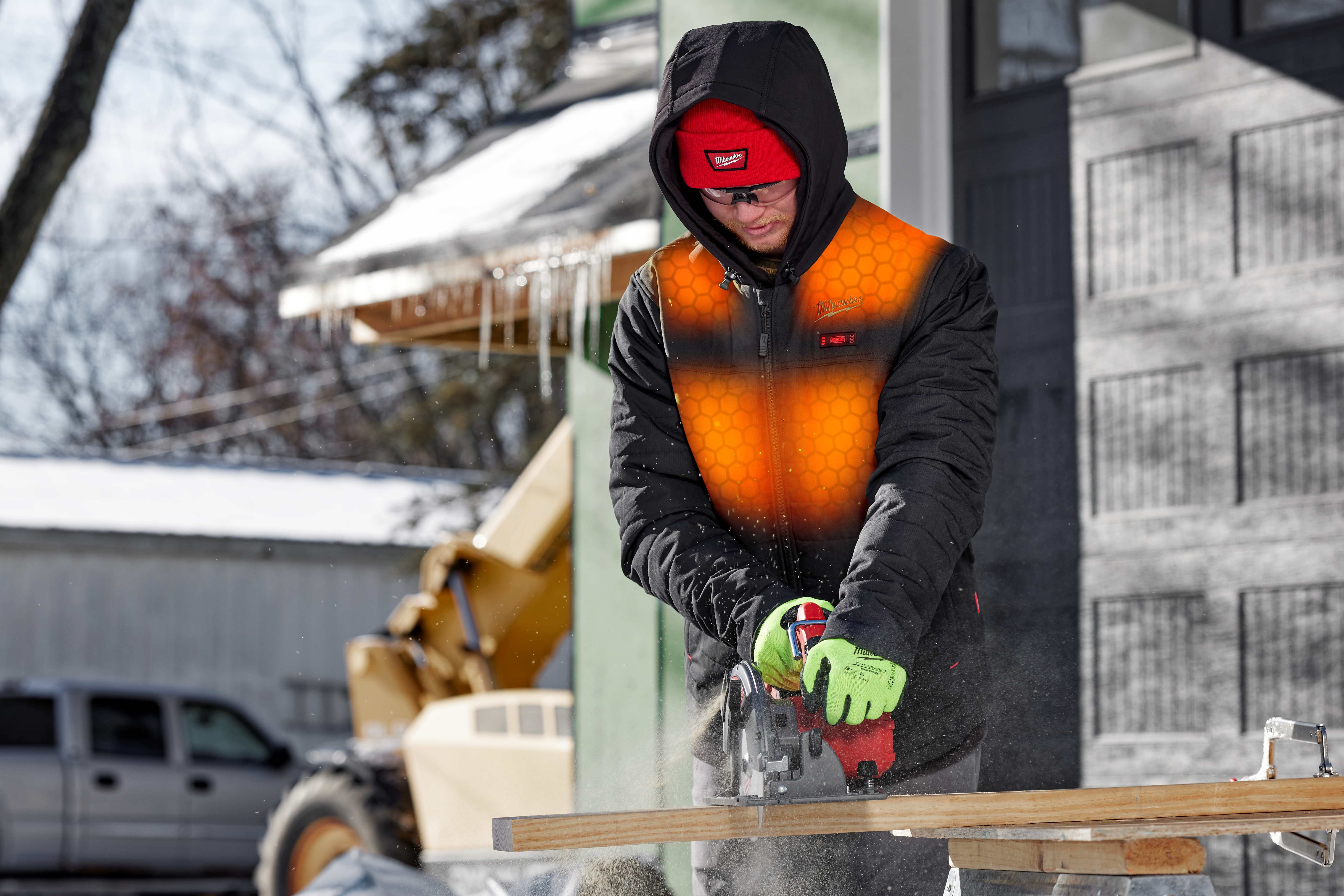 Milwaukee Tool M12 Heated AXIS Jackets and Vests Milwaukee Tool M12 Heated AXIS Jackets and Vests