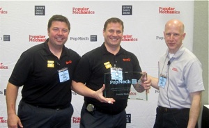 Swanson’s VP Dennis Hale and President James Allemand accept the Editor’s Choice Award from Popular Mechanics’ Senior Home Editor Roy Berendsohn (l. to r.)