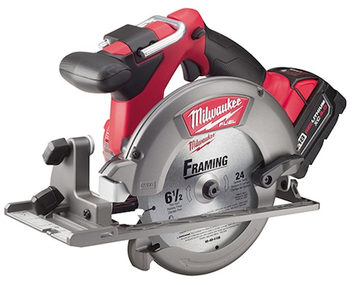 The M18 FUEL 6.5 inch circular saw sang through every piece of lumber thrown at it and refused to bog down. The M18 FUEL 6.5 inch circular saw sang through every piece of lumber thrown at it and refused to bog down.