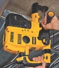 The DEWALT D25323K heavy-duty 1-inch SDS rotary hammer features SHOCKS-Active Vibration Control. The DEWALT D25323K heavy-duty 1-inch SDS rotary hammer features SHOCKS-Active Vibration Control.
