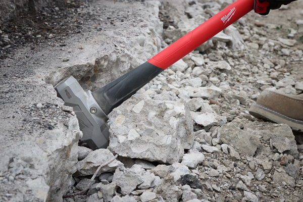 Milwaukee Tool 36-inch Sledge Hammer Milwaukee Tool 36-inch Sledge Hammer